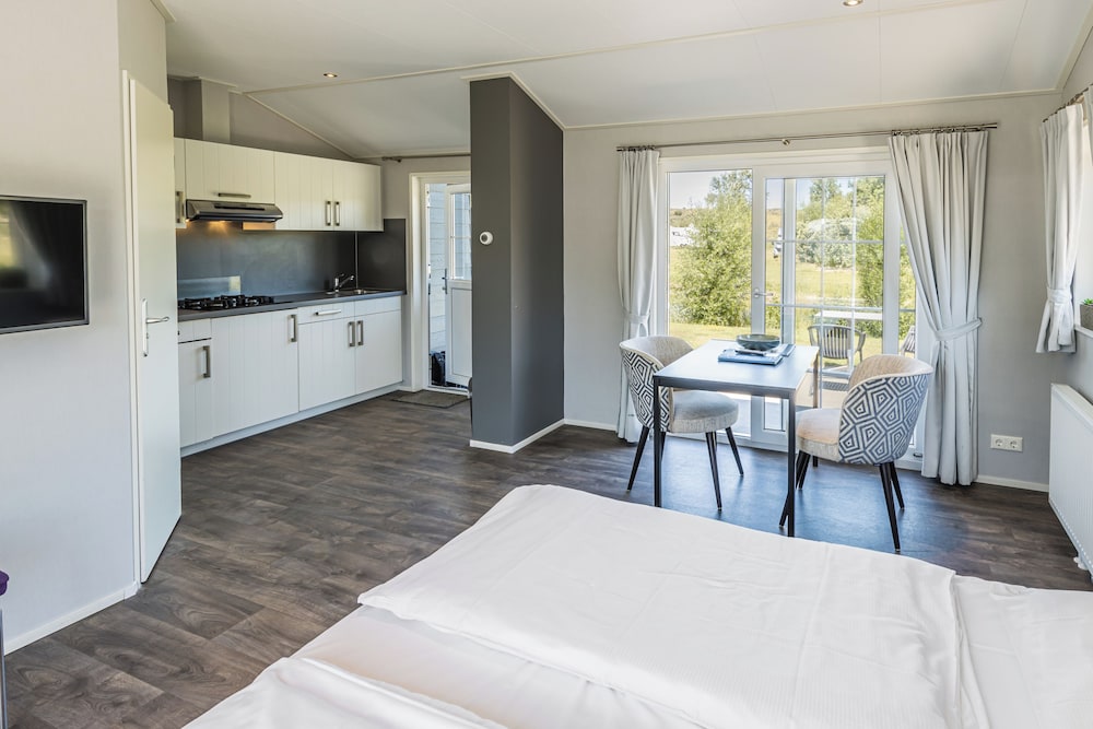 Hotelstudio aan het water photo 2