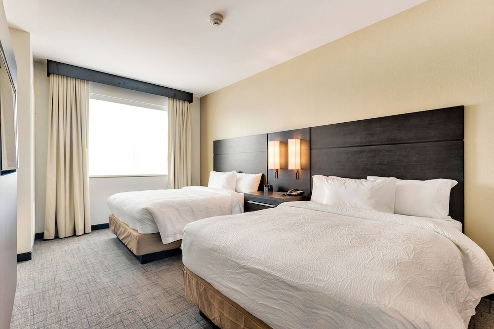 Suite, 1 Bedroom, City View - Photo 2