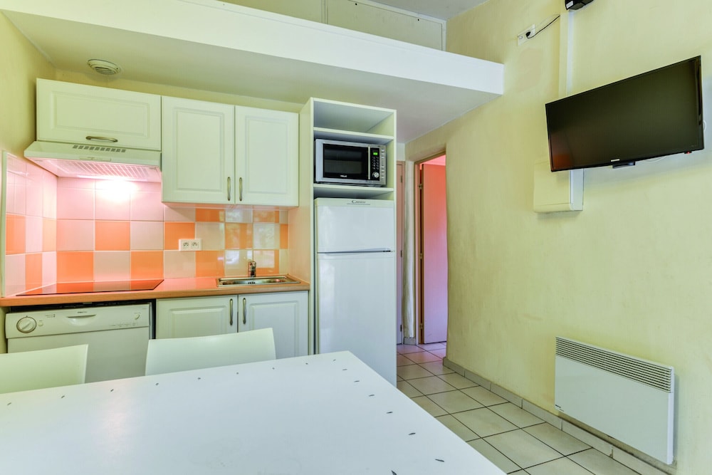 Standard Apartment, 2 Bedrooms - Photo 12