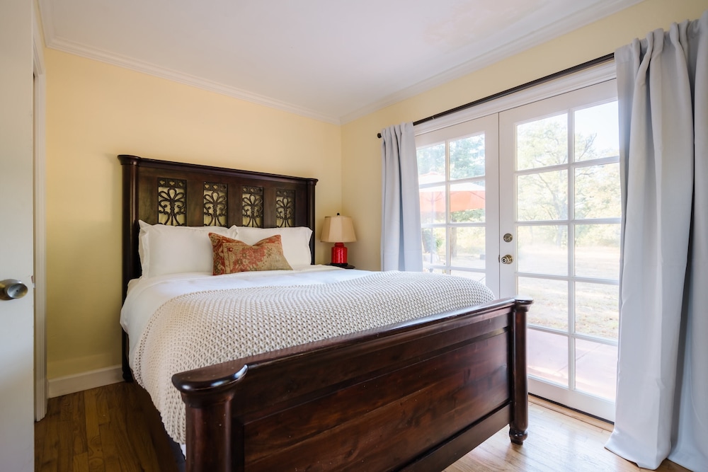 Villa (5 Bedrooms)