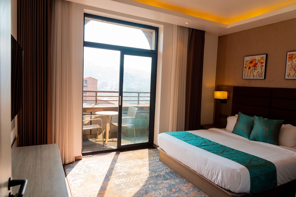 Junior Double or Twin Room, Balcony, Lake View