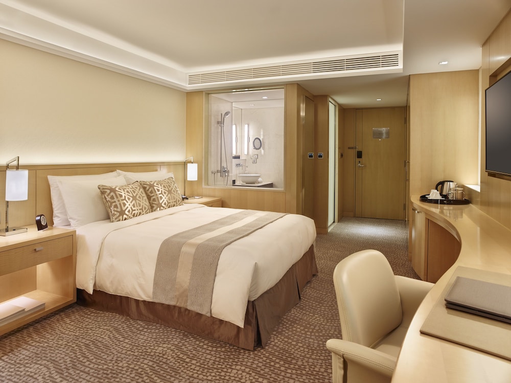 Standard Room City View Queen Bed photo 2