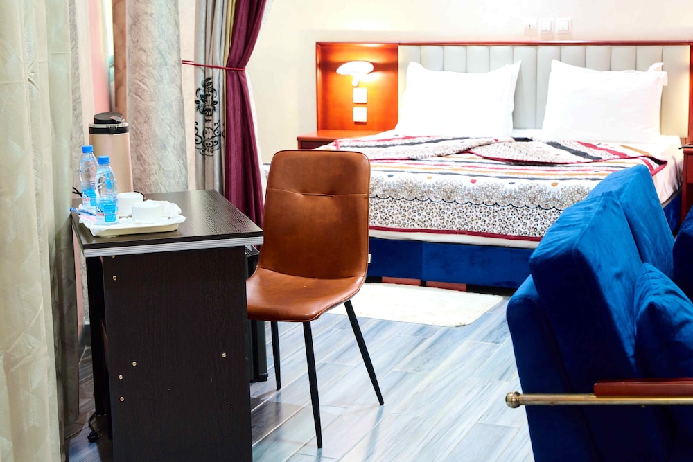 Junior Room photo 2