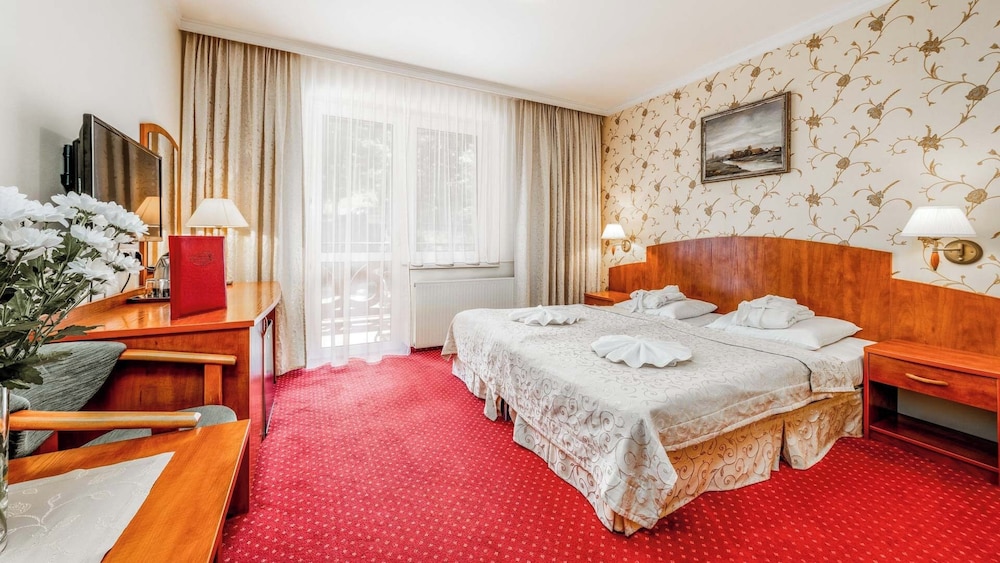 Standard Double or Twin Room - Photo 2