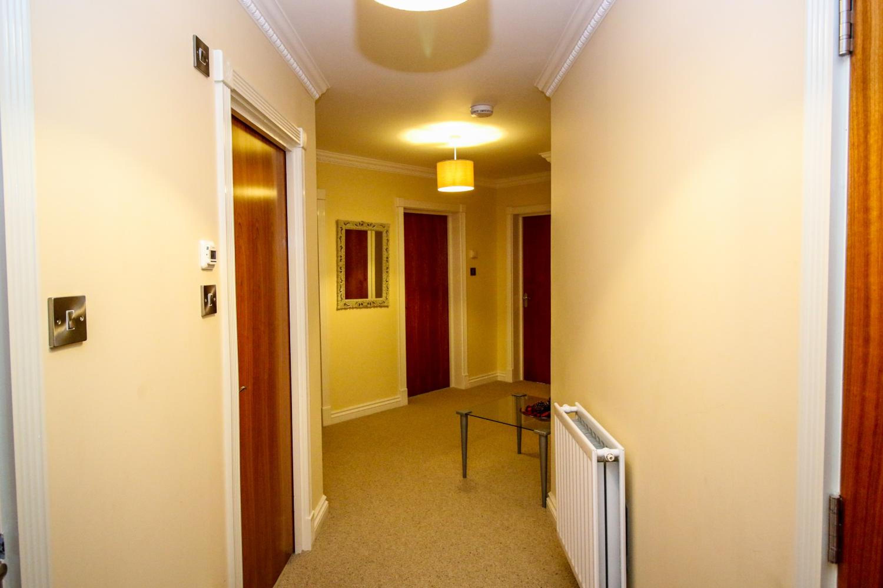 Two-Bedroom Apartment - 3E Abbotsford