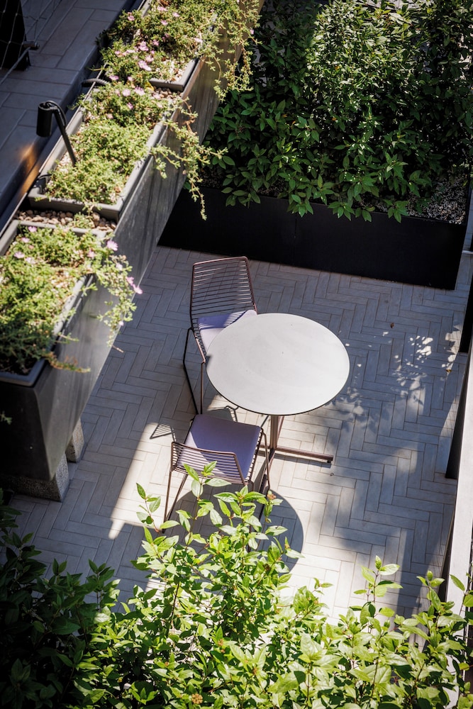 Premium Room, Balcony - Photo 6