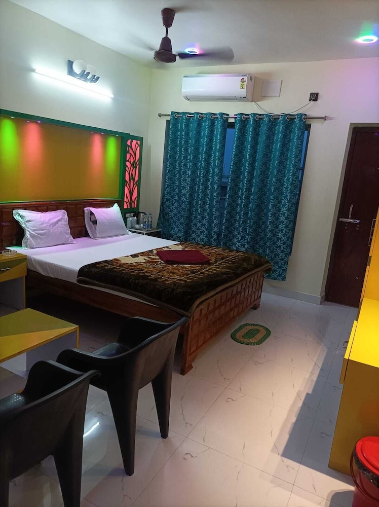 Deluxe Double Room, 2 Bedrooms, Balcony, Beach View photo 1