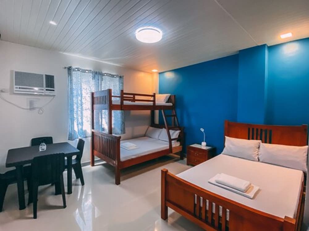 Deluxe Room - Photo 7