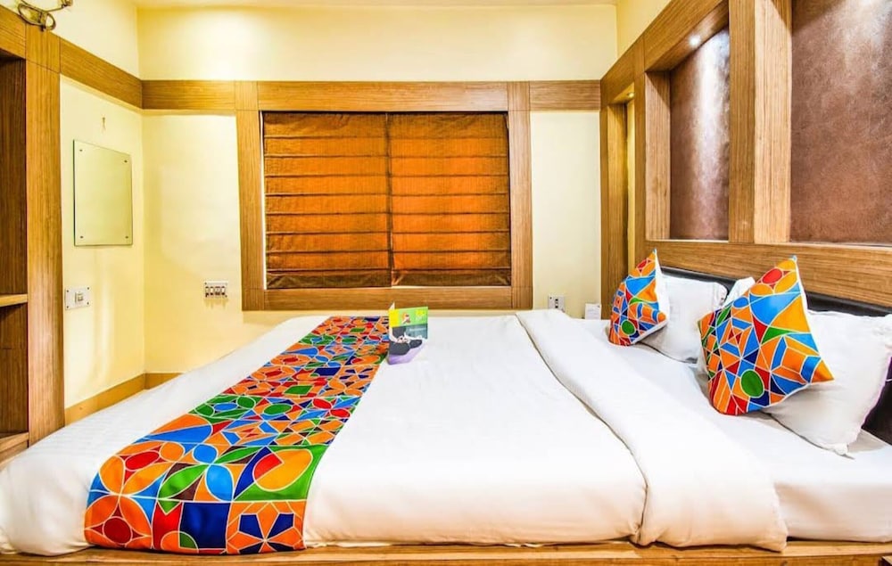 Deluxe Double Room, City View photo 3