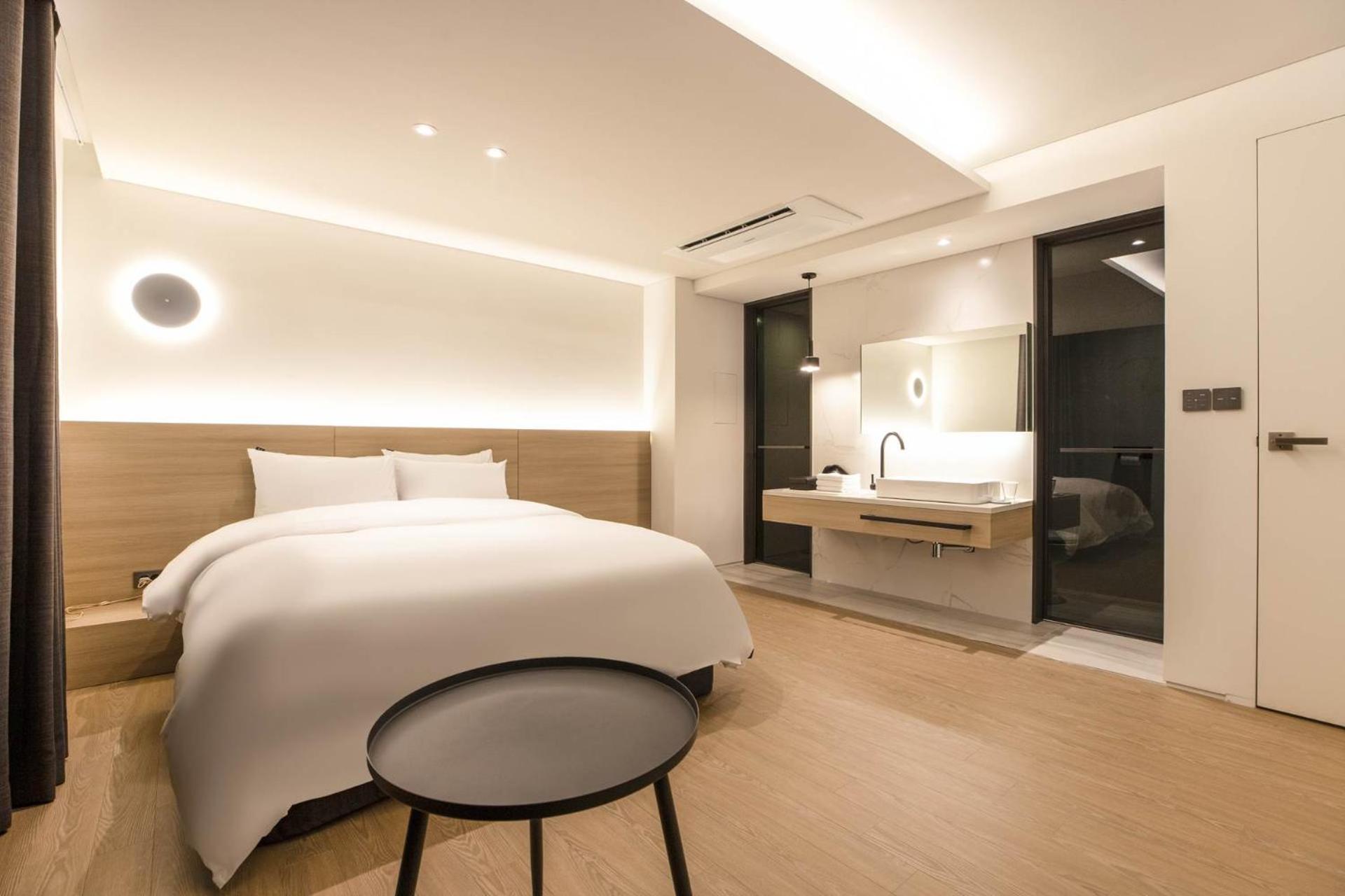 Deluxe Double Room - Photo 6
