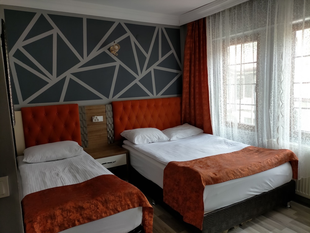 Standard Triple Room photo 3