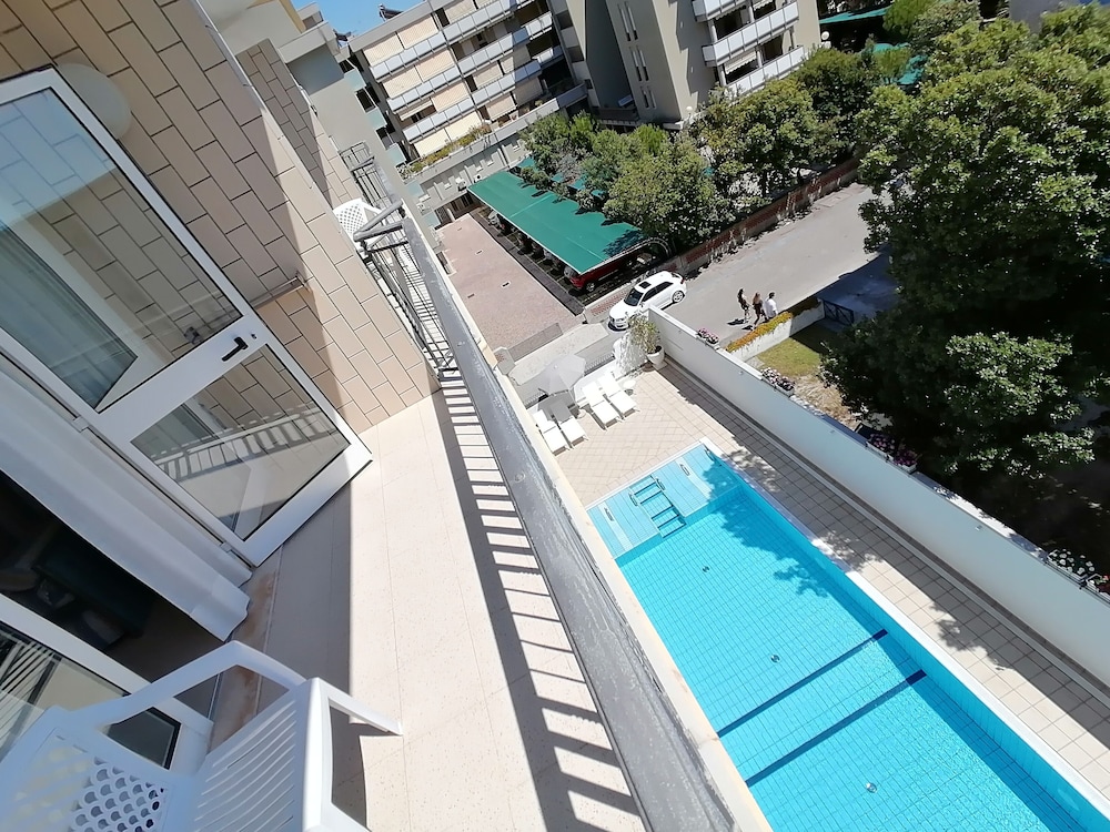 Superior Double Room, Balcony photo 3