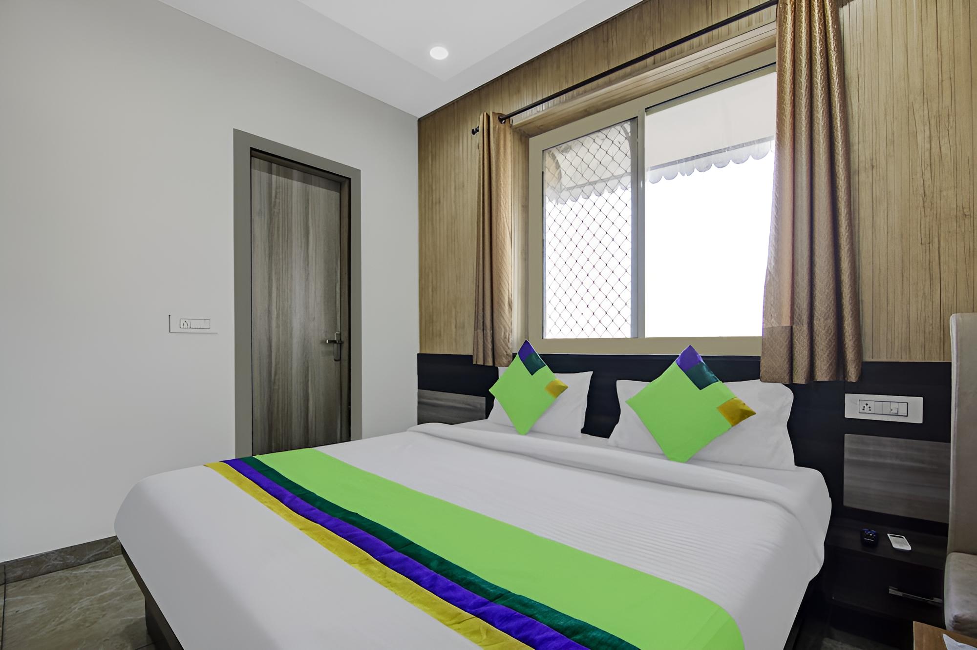 Economy Double Room photo 1