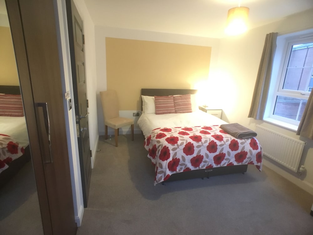 Double Room Single Use, Shared Bathroom photo 1