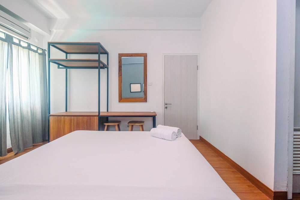 Room - Photo 5