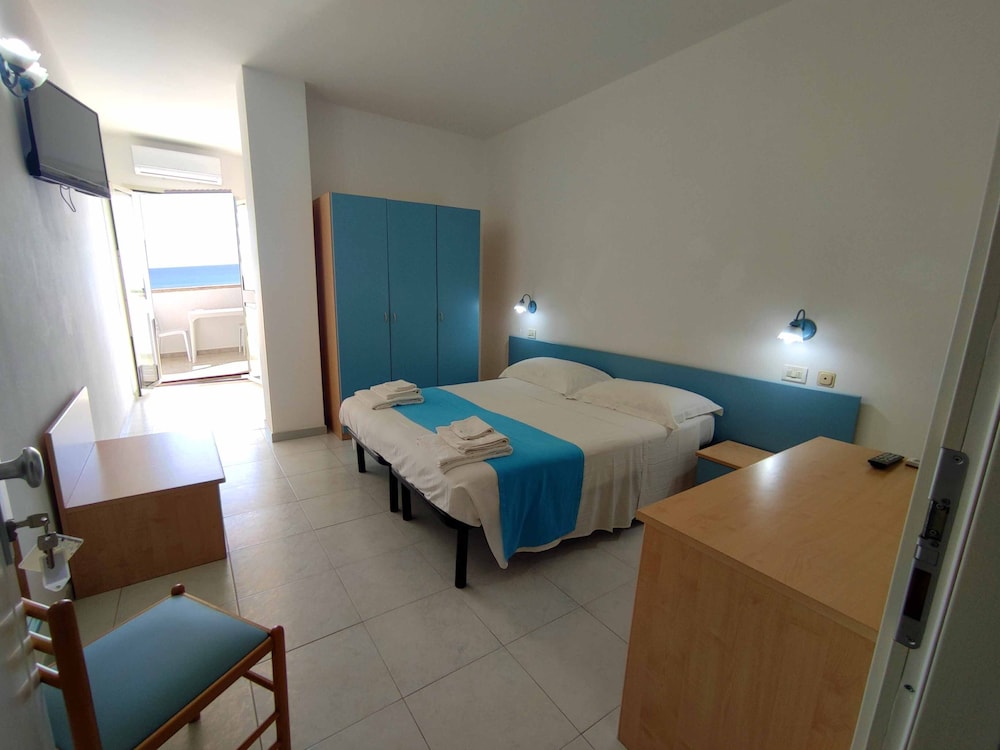 Panoramic Double or Twin Room photo 1