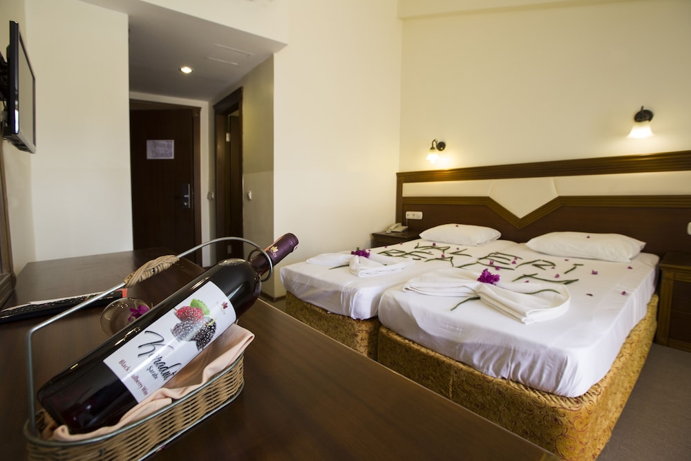Standard Room photo 3