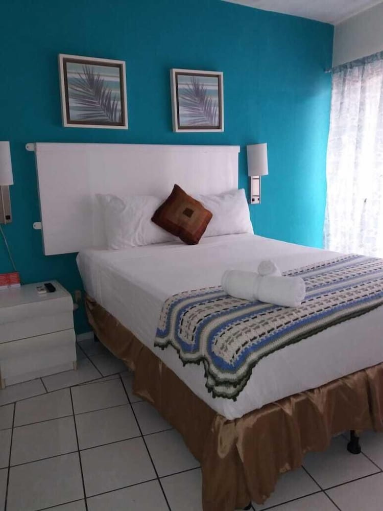 Design Room, 1 Queen Bed