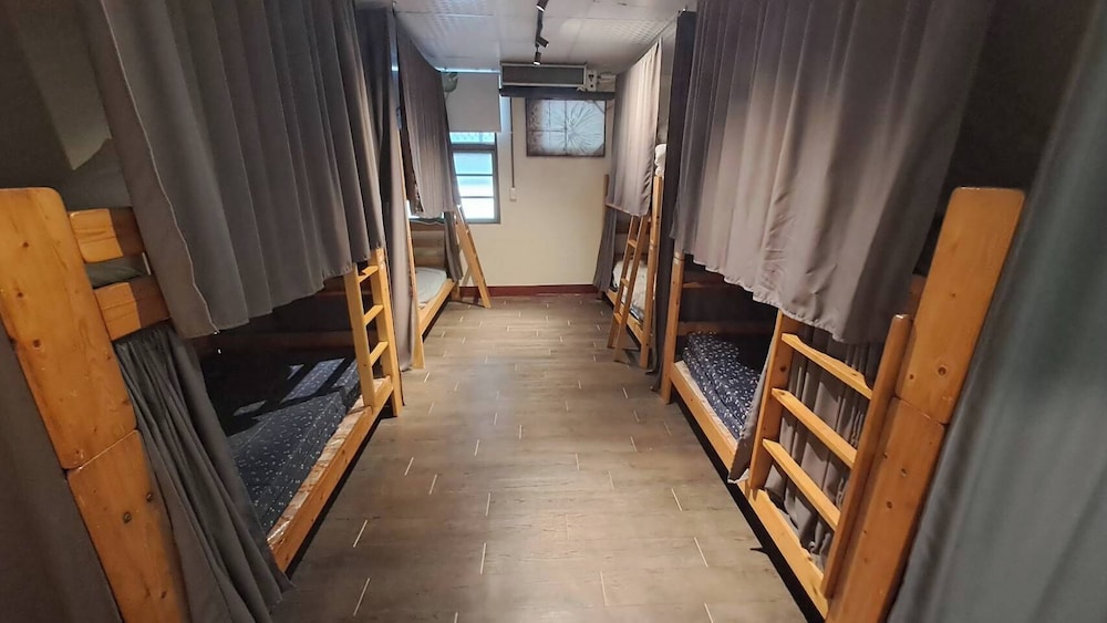 Basic Shared Dormitory, Mixed Dorm, Non Smoking photo 1