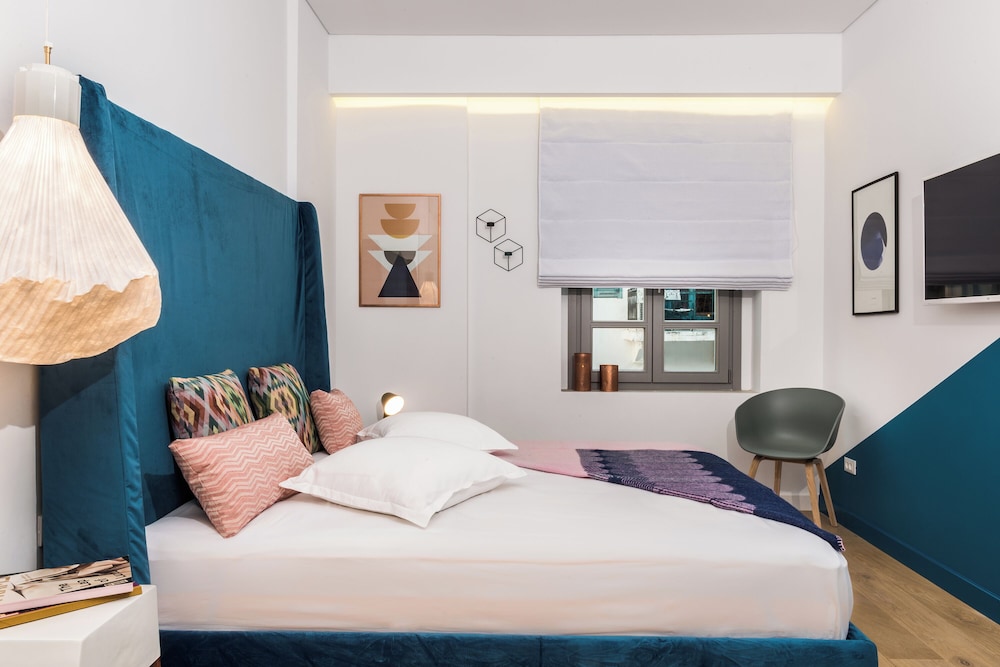 Nyx Deluxe Double Room