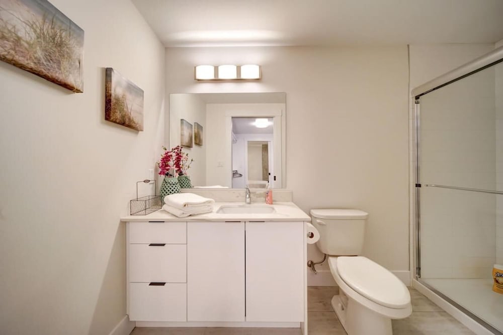 Luxurious Modern 2BR Condo Slps-5 Coffee AC Wifi, Billede 18