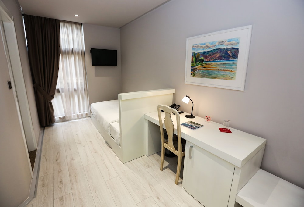 Comfort Single Room