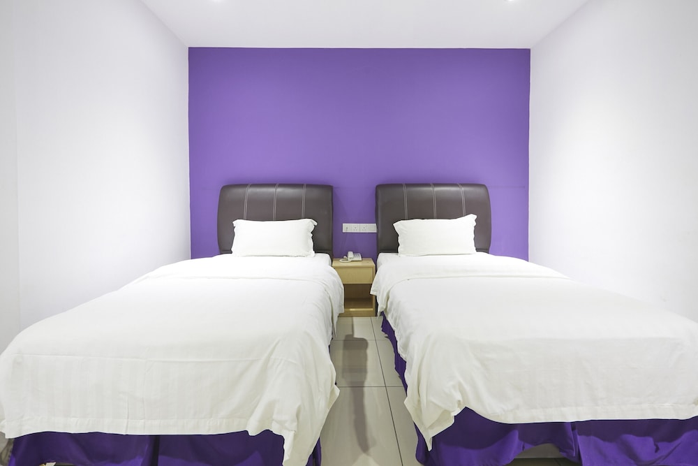 Superior Twin Room Without Window - Photo 2