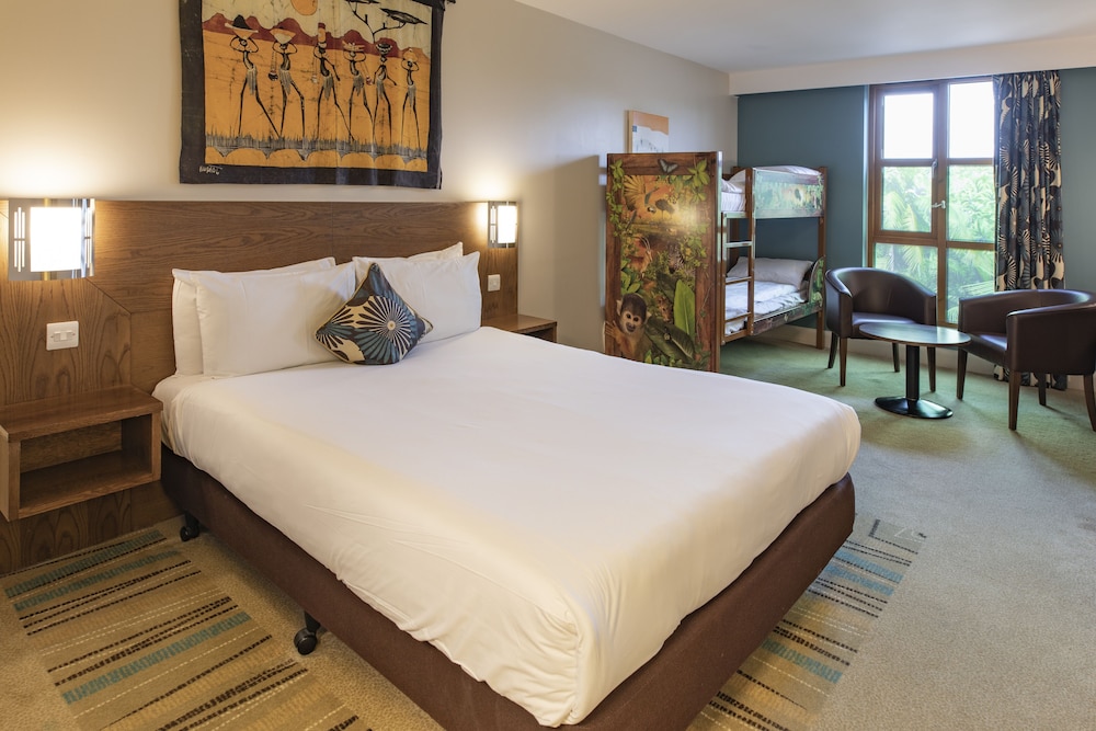 Safari Double Room with Bunk Beds & Wanyama view