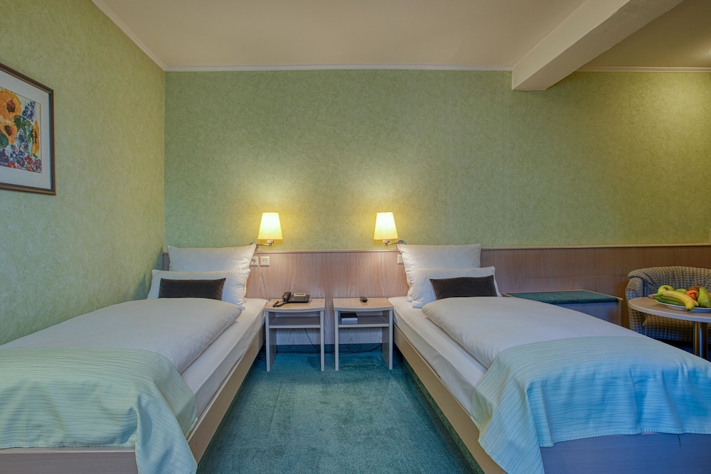 Double or Twin Room, Garden View photo 1