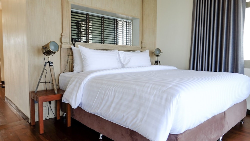 Deluxe Double Room Beach View photo 2