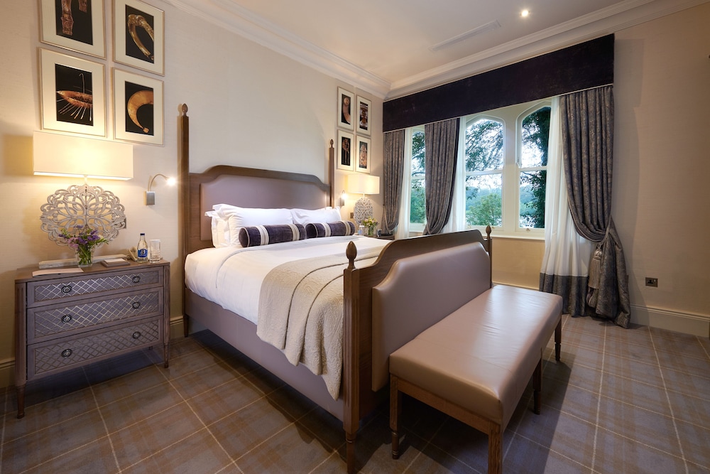 Signature Suite