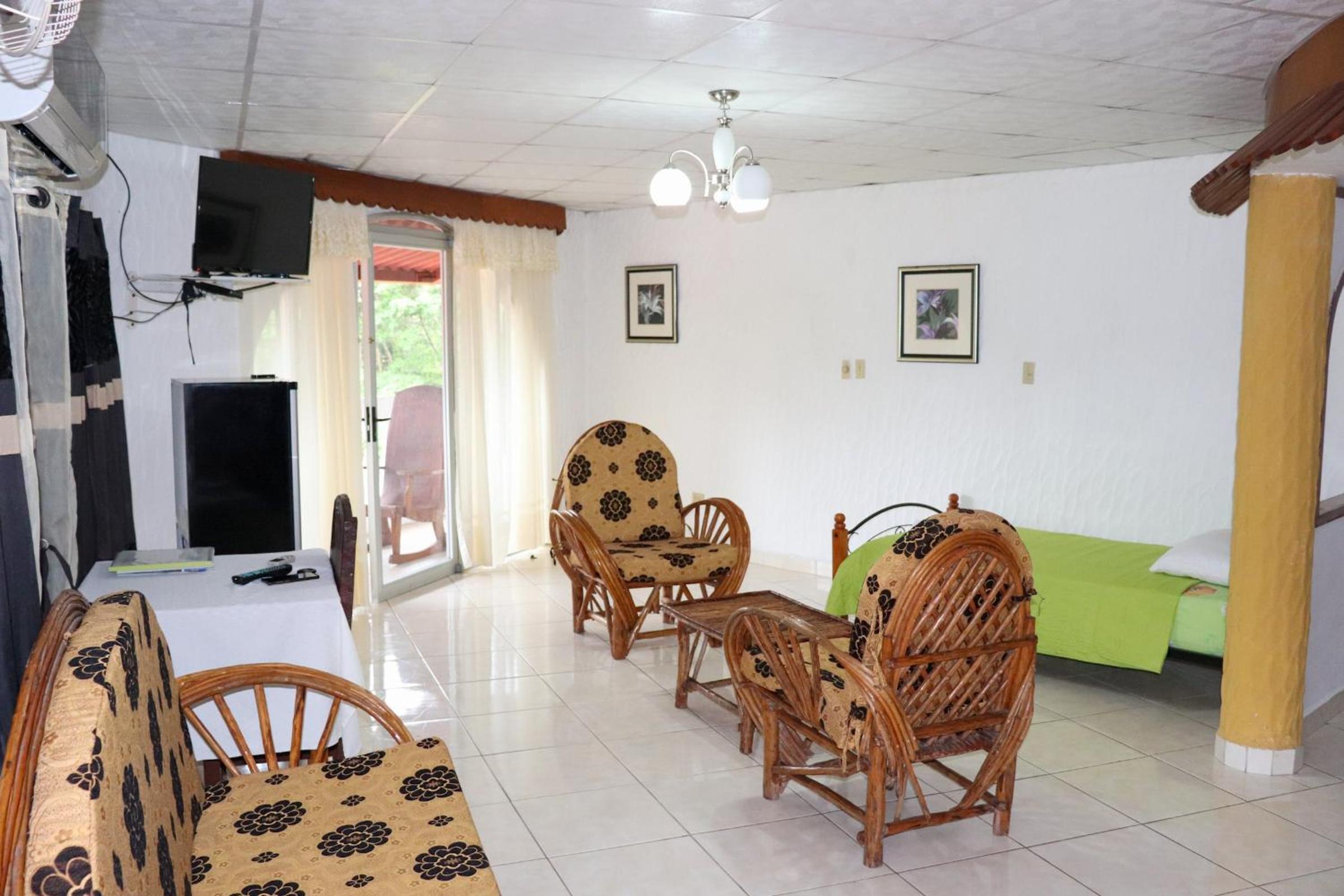 Suite with Balcony photo 1