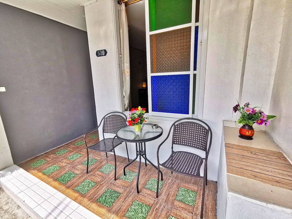 Deluxe Suite, Terrace