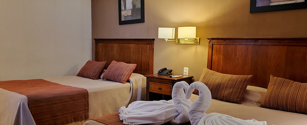Superior Room, 1 King Bed