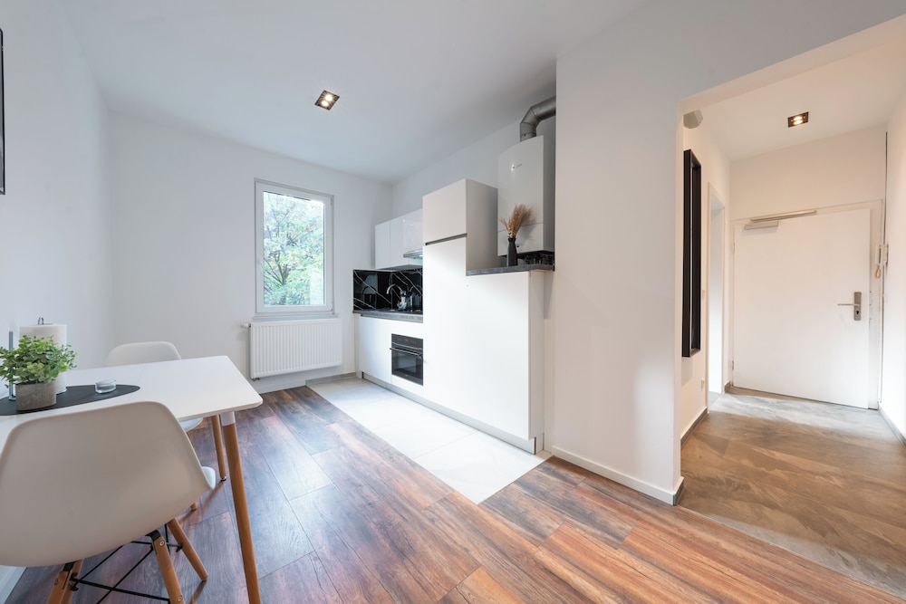 Comfort Studio Apartment - Photo 4