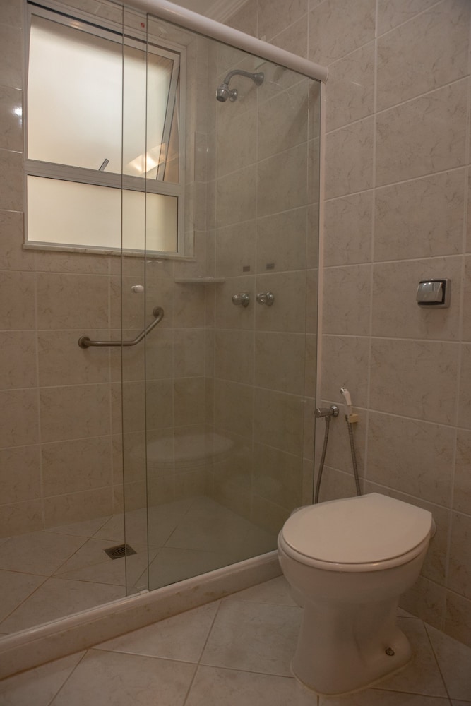 Executive Triple Room, Mobility Accessible, Air conditioning - Photo 8