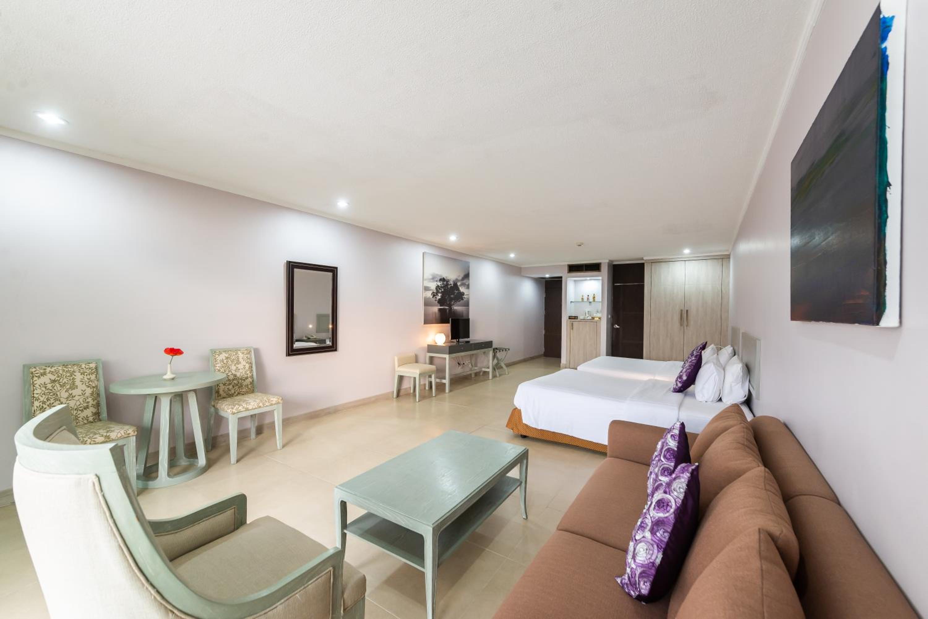 Premier Junior Suite