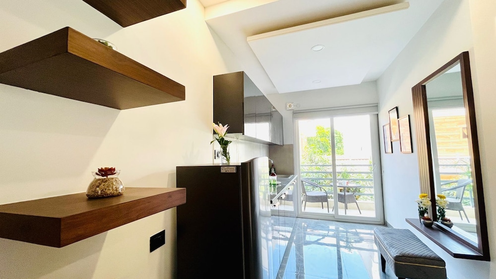 Basic Single Room, City View