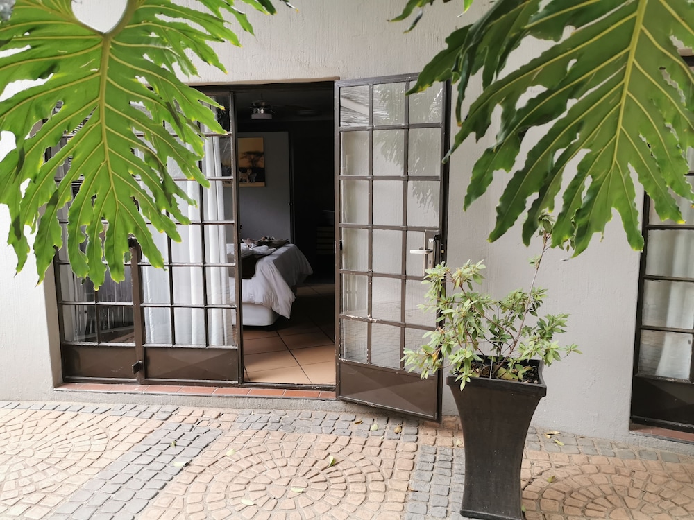 Classic Double Room, 1 Bedroom photo 2