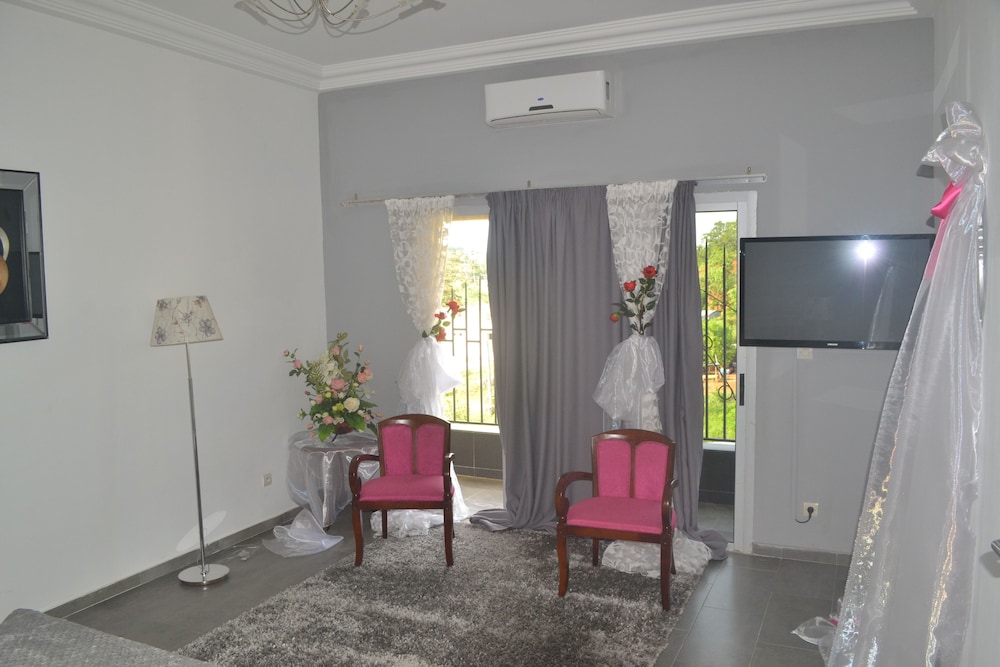Honeymoon Suite, 1 Bedroom, Non Smoking, City View photo 3