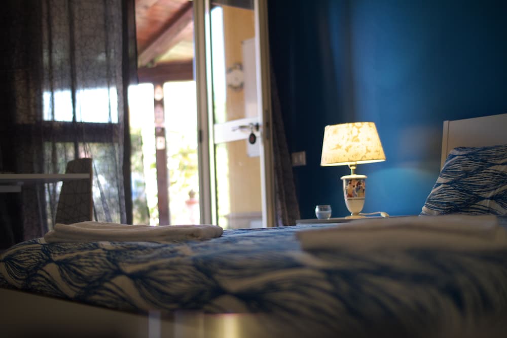 Standard Double Room (Atena) photo 3