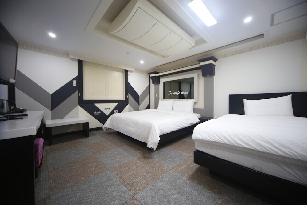 Large Twin Room