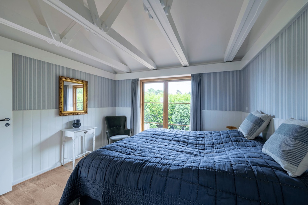 Signature Suite, Terrace, Ocean View photo 3