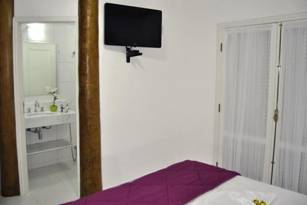 Standard Suite, 1 Queen Bed, Non Smoking photo 1