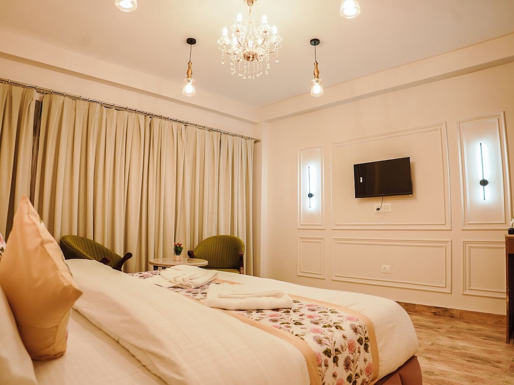 Premium Double Room photo 2