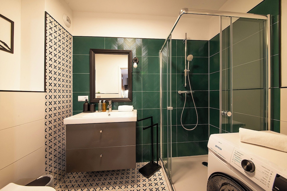 Apartment - Photo 25