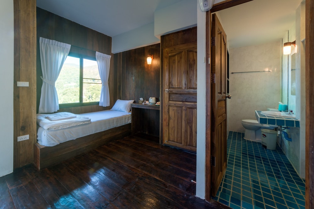 Premium Triple Room