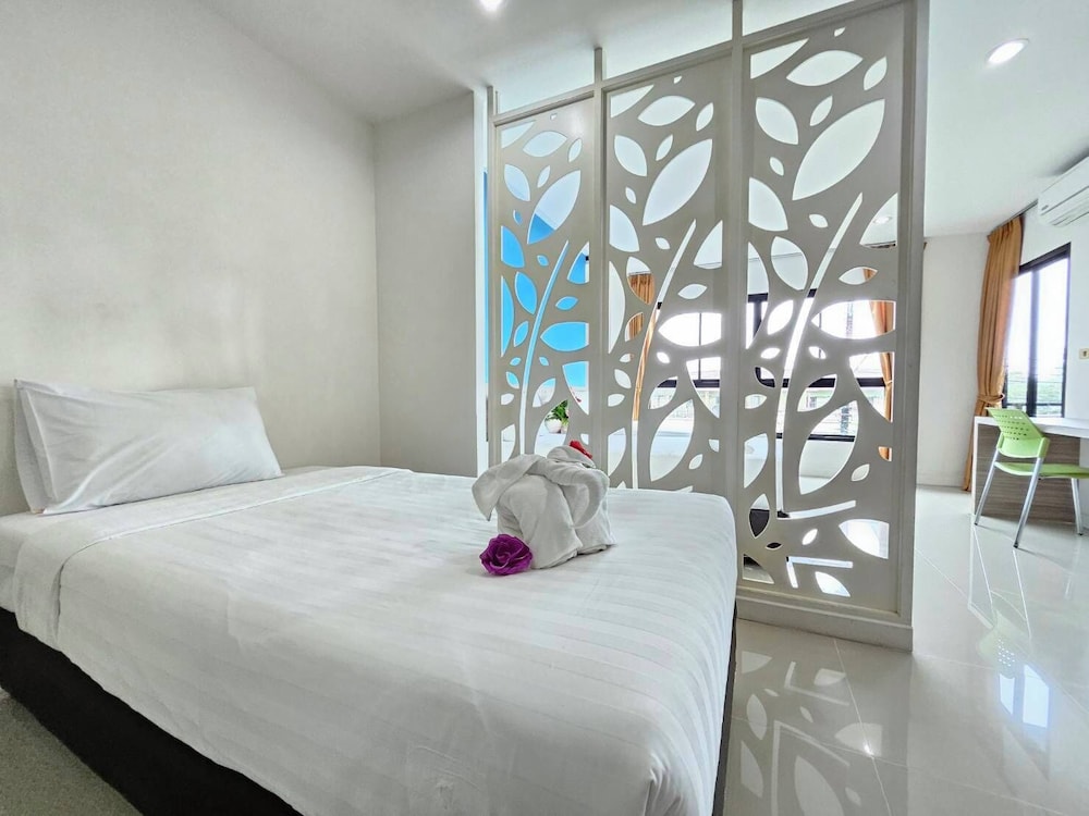 Grand Suite Twin Room photo 3
