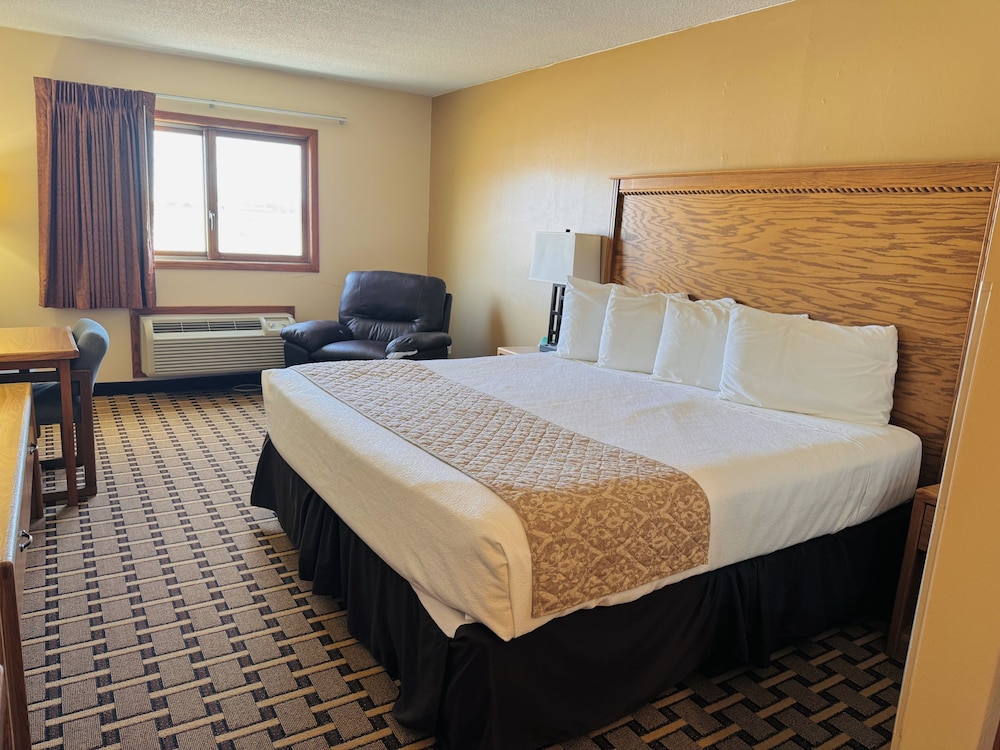 One king bed non smoking photo 1