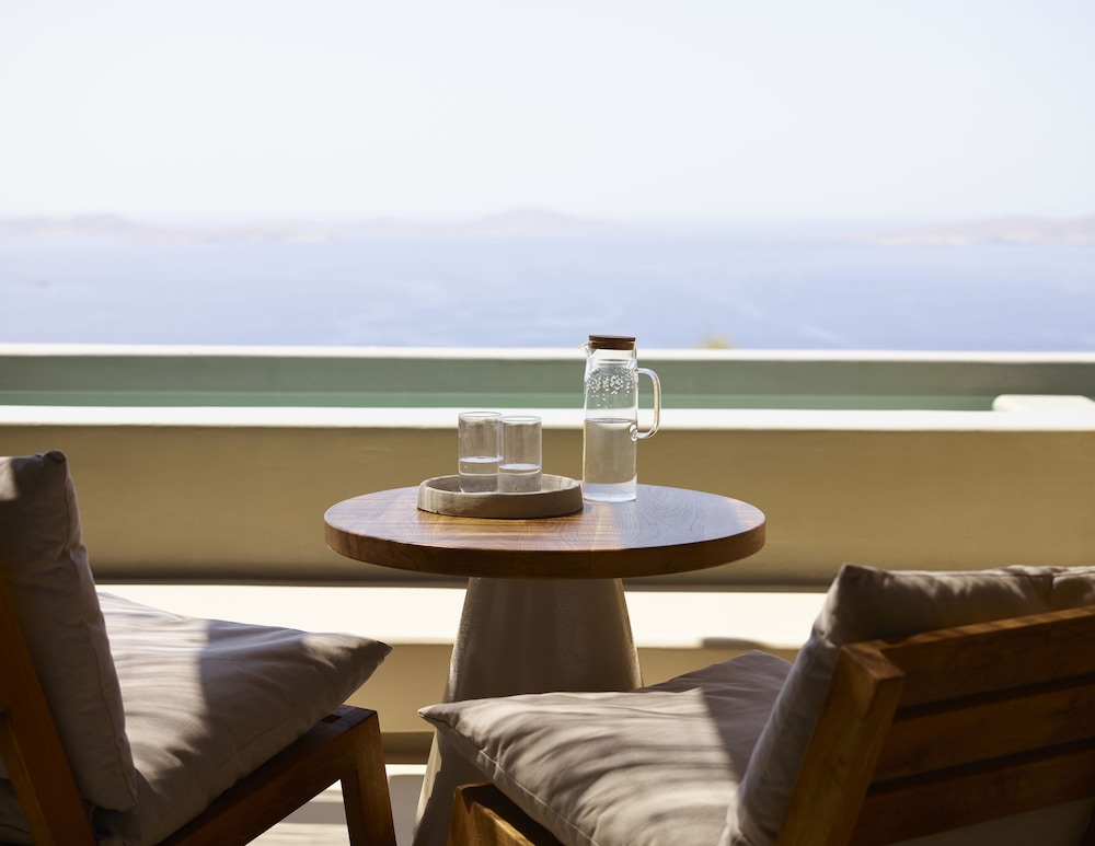 Junior Suite Sea View Plunge Pool - Photo 10